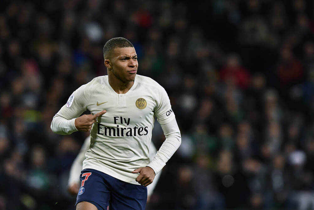 球迷对3-7的开局表示沮丧！泰伦·卢回应：该死 我也感到沮丧